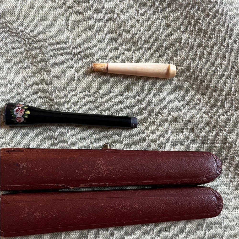 Vintage Cigarette Holder with Leather Case 1920-1930 Hand Painted Red Rose - Picture 6 of 13